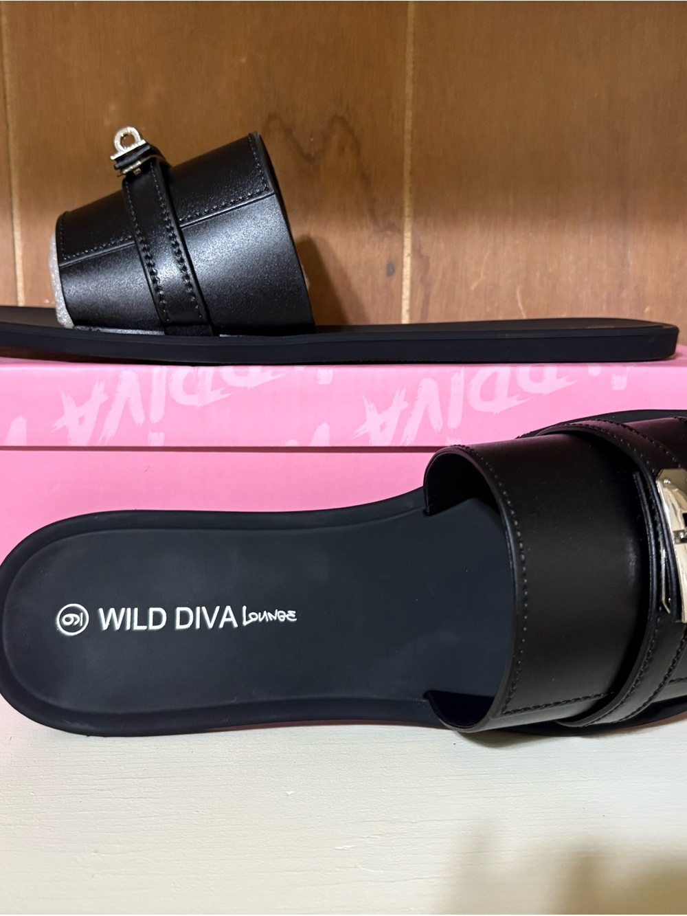 DIVA Lounge Black Slide Sandals with Silver Accent